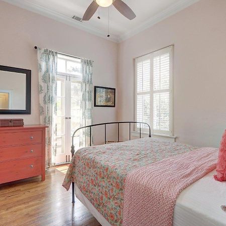 Apartamento Charm On Liberty Savannah Exterior foto