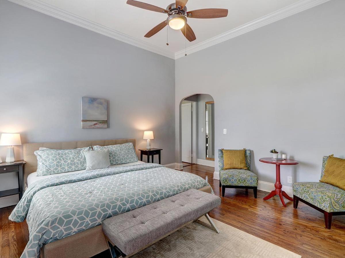 Apartamento Charm On Liberty Savannah Exterior foto